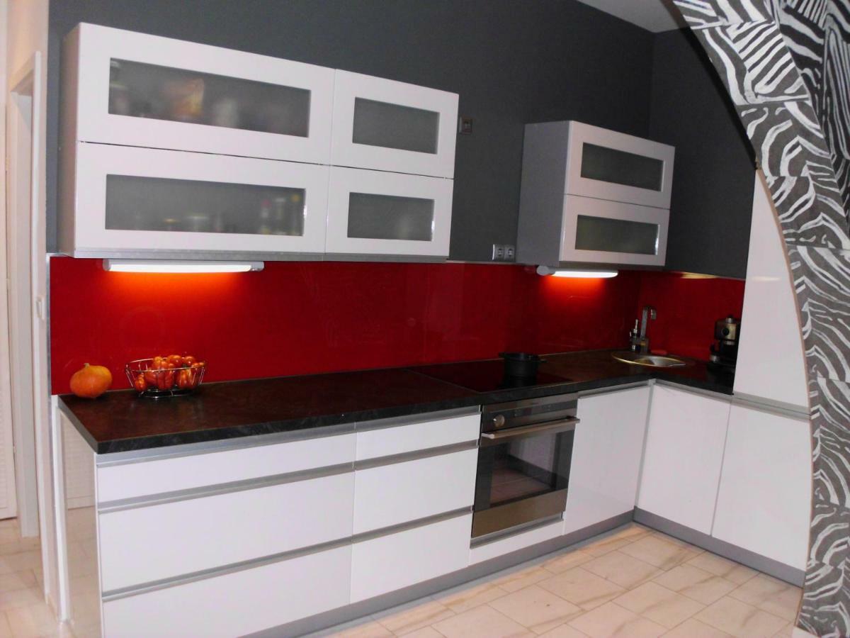 Central Vienna Apartment With Unique 40M2 City Garden & Self Check In Exterior foto